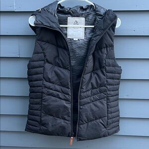 Alpine Design Black Puffer Vest